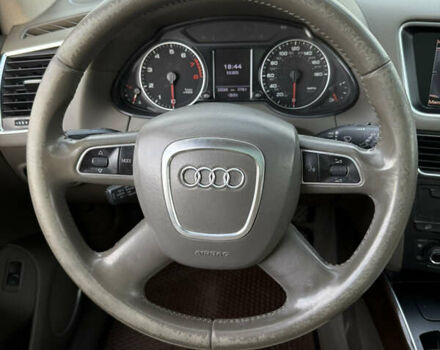 Черный Ауди Ку 5, объемом двигателя 1.98 л и пробегом 233 тыс. км за 9900 $, фото 21 на Automoto.ua