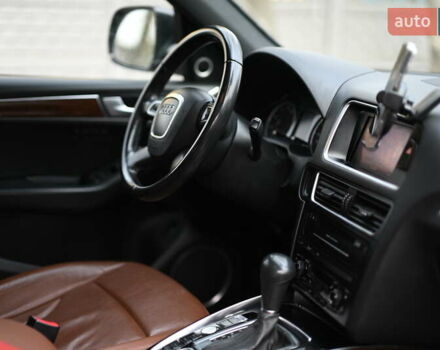 Чорний Ауді Ку 5, об'ємом двигуна 1.98 л та пробігом 210 тис. км за 12200 $, фото 17 на Automoto.ua