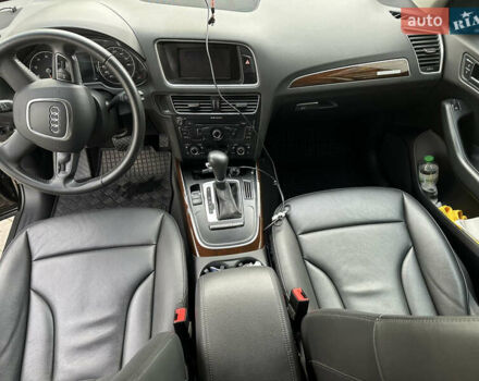 Черный Ауди Ку 5, объемом двигателя 2 л и пробегом 62 тыс. км за 15500 $, фото 30 на Automoto.ua