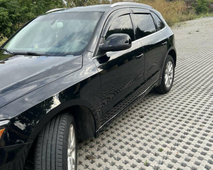Черный Ауди Ку 5, объемом двигателя 1.98 л и пробегом 173 тыс. км за 12000 $, фото 2 на Automoto.ua