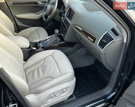 Чорний Ауді Ку 5, об'ємом двигуна 2 л та пробігом 136 тис. км за 12300 $, фото 45 на Automoto.ua