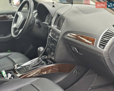 Черный Ауди Ку 5, объемом двигателя 2 л и пробегом 62 тыс. км за 15500 $, фото 14 на Automoto.ua