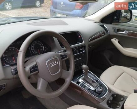 Черный Ауди Ку 5, объемом двигателя 2 л и пробегом 200 тыс. км за 10700 $, фото 15 на Automoto.ua