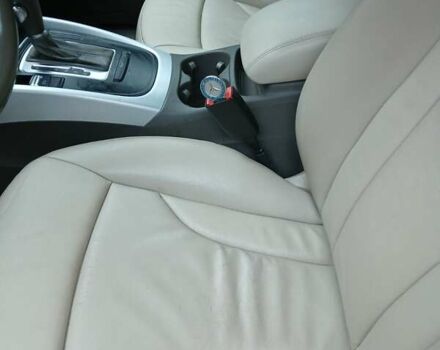 Чорний Ауді Ку 5, об'ємом двигуна 2 л та пробігом 160 тис. км за 12000 $, фото 6 на Automoto.ua