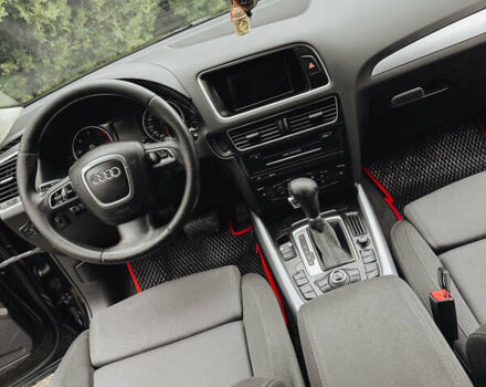 Черный Ауди Ку 5, объемом двигателя 1.97 л и пробегом 378 тыс. км за 15300 $, фото 14 на Automoto.ua