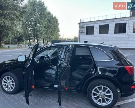Черный Ауди Ку 5, объемом двигателя 2 л и пробегом 210 тыс. км за 12200 $, фото 11 на Automoto.ua
