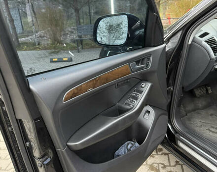 Черный Ауди Ку 5, объемом двигателя 1.98 л и пробегом 294 тыс. км за 12600 $, фото 11 на Automoto.ua