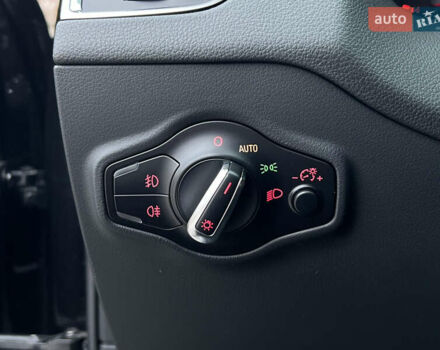 Черный Ауди Ку 5, объемом двигателя 1.98 л и пробегом 172 тыс. км за 12500 $, фото 47 на Automoto.ua