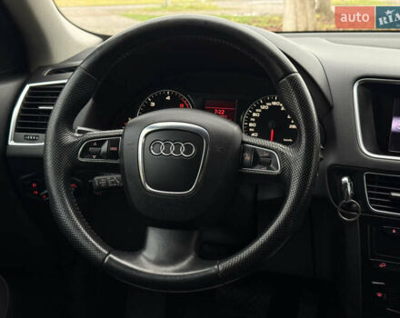 Черный Ауди Ку 5, объемом двигателя 2 л и пробегом 265 тыс. км за 15500 $, фото 29 на Automoto.ua
