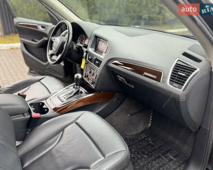 Черный Ауди Ку 5, объемом двигателя 2 л и пробегом 191 тыс. км за 12950 $, фото 26 на Automoto.ua