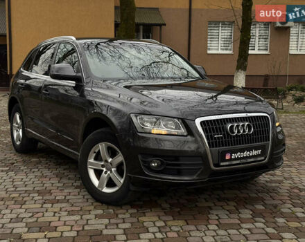 Черный Ауди Ку 5, объемом двигателя 2 л и пробегом 265 тыс. км за 15500 $, фото 1 на Automoto.ua