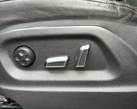 Черный Ауди Ку 5, объемом двигателя 1.98 л и пробегом 294 тыс. км за 12600 $, фото 16 на Automoto.ua