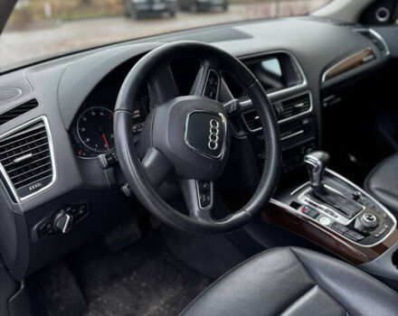 Черный Ауди Ку 5, объемом двигателя 3.2 л и пробегом 199 тыс. км за 15000 $, фото 6 на Automoto.ua