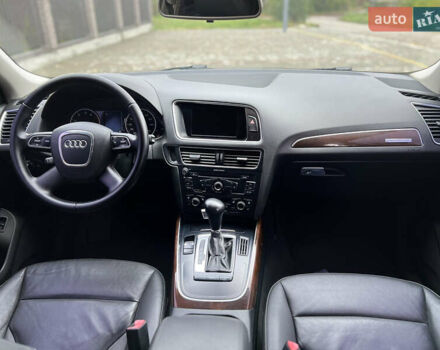 Черный Ауди Ку 5, объемом двигателя 1.98 л и пробегом 222 тыс. км за 12900 $, фото 13 на Automoto.ua