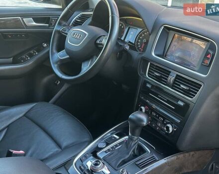 Черный Ауди Ку 5, объемом двигателя 1.98 л и пробегом 194 тыс. км за 12950 $, фото 92 на Automoto.ua