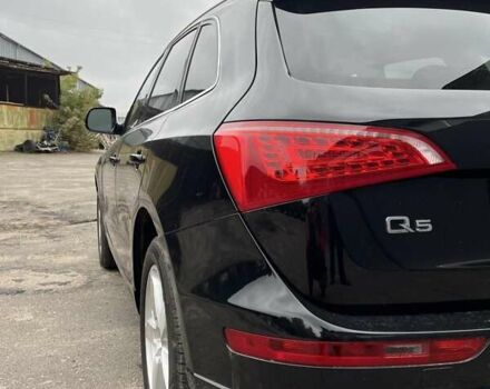 Черный Ауди Ку 5, объемом двигателя 2 л и пробегом 180 тыс. км за 12700 $, фото 5 на Automoto.ua