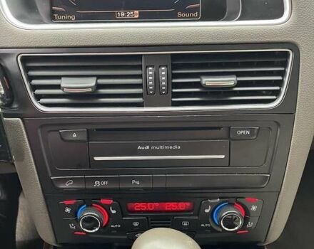 Черный Ауди Ку 5, объемом двигателя 2 л и пробегом 180 тыс. км за 12700 $, фото 9 на Automoto.ua