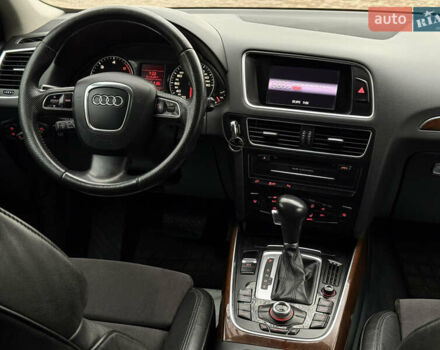 Черный Ауди Ку 5, объемом двигателя 2 л и пробегом 265 тыс. км за 15500 $, фото 26 на Automoto.ua