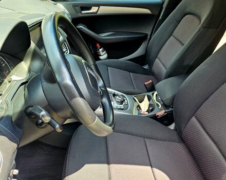 Ауди Ку 5 2012 в Полтаве на Automoto.ua Черный Ауди Ку 5, объемом двигателя 2 л и пробегом 354 тыс. км за 15500 $, фото 8 на Automoto.ua