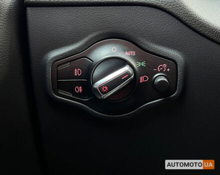 Черный Ауди Ку 5, объемом двигателя 2 л и пробегом 160 тыс. км за 14100 $, фото 16 на Automoto.ua