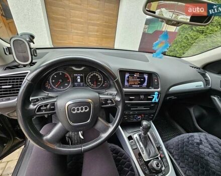 Черный Ауди Ку 5, объемом двигателя 1.97 л и пробегом 261 тыс. км за 17000 $, фото 2 на Automoto.ua