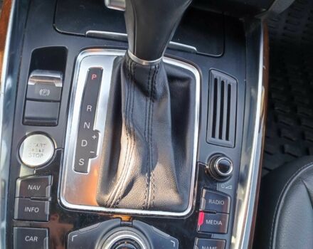 Чорний Ауді Ку 5, об'ємом двигуна 2 л та пробігом 240 тис. км за 12900 $, фото 11 на Automoto.ua