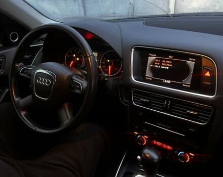 Чорний Ауді Ку 5, об'ємом двигуна 2 л та пробігом 182 тис. км за 12777 $, фото 44 на Automoto.ua