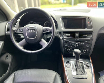 Черный Ауди Ку 5, объемом двигателя 1.98 л и пробегом 222 тыс. км за 12900 $, фото 12 на Automoto.ua