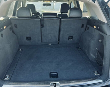 Черный Ауди Ку 5, объемом двигателя 1.98 л и пробегом 275 тыс. км за 12500 $, фото 7 на Automoto.ua