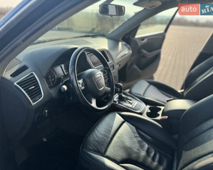 Чорний Ауді Ку 5, об'ємом двигуна 2 л та пробігом 191 тис. км за 11999 $, фото 13 на Automoto.ua