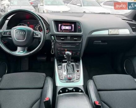 Черный Ауди Ку 5, объемом двигателя 1.97 л и пробегом 252 тыс. км за 16300 $, фото 22 на Automoto.ua