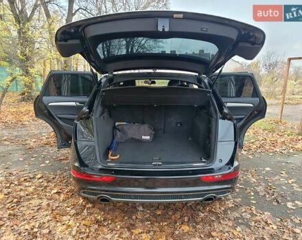 Черный Ауди Ку 5, объемом двигателя 3 л и пробегом 238 тыс. км за 15500 $, фото 6 на Automoto.ua