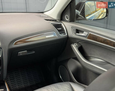 Чорний Ауді Ку 5, об'ємом двигуна 2 л та пробігом 180 тис. км за 13800 $, фото 31 на Automoto.ua