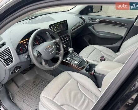 Черный Ауди Ку 5, объемом двигателя 2 л и пробегом 147 тыс. км за 16200 $, фото 14 на Automoto.ua