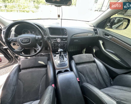 Черный Ауди Ку 5, объемом двигателя 1.97 л и пробегом 162 тыс. км за 19999 $, фото 9 на Automoto.ua