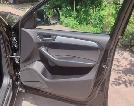 Черный Ауди Ку 5, объемом двигателя 2 л и пробегом 335 тыс. км за 13999 $, фото 14 на Automoto.ua