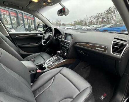 Чорний Ауді Ку 5, об'ємом двигуна 2 л та пробігом 142 тис. км за 15999 $, фото 24 на Automoto.ua