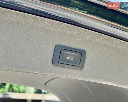 Черный Ауди Ку 5, объемом двигателя 1.98 л и пробегом 217 тыс. км за 14500 $, фото 9 на Automoto.ua