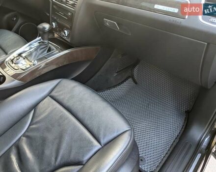 Черный Ауди Ку 5, объемом двигателя 1.98 л и пробегом 169 тыс. км за 19200 $, фото 26 на Automoto.ua