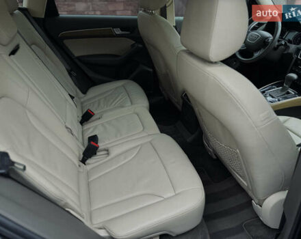 Черный Ауди Ку 5, объемом двигателя 2 л и пробегом 159 тыс. км за 14499 $, фото 18 на Automoto.ua