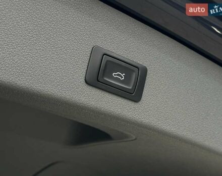 Черный Ауди Ку 5, объемом двигателя 2 л и пробегом 216 тыс. км за 15900 $, фото 19 на Automoto.ua