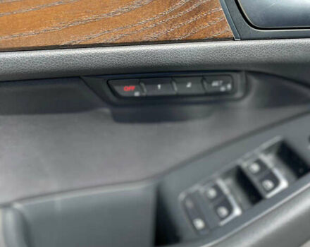 Чорний Ауді Ку 5, об'ємом двигуна 2 л та пробігом 191 тис. км за 12800 $, фото 7 на Automoto.ua