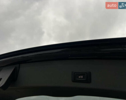 Черный Ауди Ку 5, объемом двигателя 2 л и пробегом 238 тыс. км за 15200 $, фото 28 на Automoto.ua