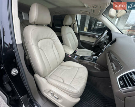 Чорний Ауді Ку 5, об'ємом двигуна 2 л та пробігом 236 тис. км за 13999 $, фото 37 на Automoto.ua