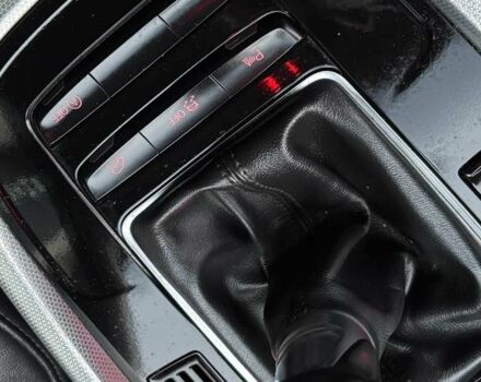 Черный Ауди Ку 5, объемом двигателя 2 л и пробегом 244 тыс. км за 15700 $, фото 20 на Automoto.ua