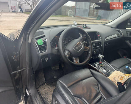 Черный Ауди Ку 5, объемом двигателя 1.98 л и пробегом 260 тыс. км за 13300 $, фото 6 на Automoto.ua