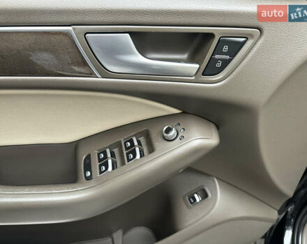 Чорний Ауді Ку 5, об'ємом двигуна 2 л та пробігом 236 тис. км за 13999 $, фото 8 на Automoto.ua