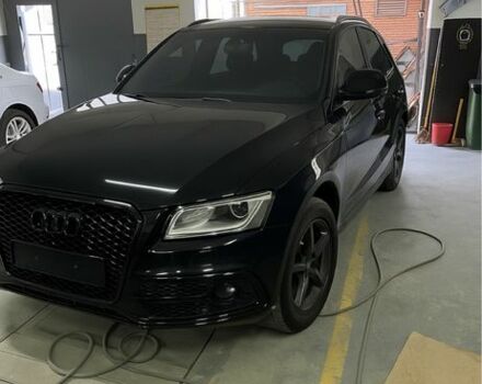 Ауді Ку 5 2013 у Києві на Automoto.ua Чорний Ауді Ку 5, об'ємом двигуна 3 л та пробігом 260 тис. км за 20000 $, фото 2 на Automoto.ua