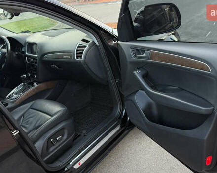 Чорний Ауді Ку 5, об'ємом двигуна 3 л та пробігом 141 тис. км за 15950 $, фото 46 на Automoto.ua