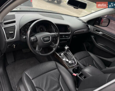 Чорний Ауді Ку 5, об'ємом двигуна 2 л та пробігом 160 тис. км за 15000 $, фото 38 на Automoto.ua